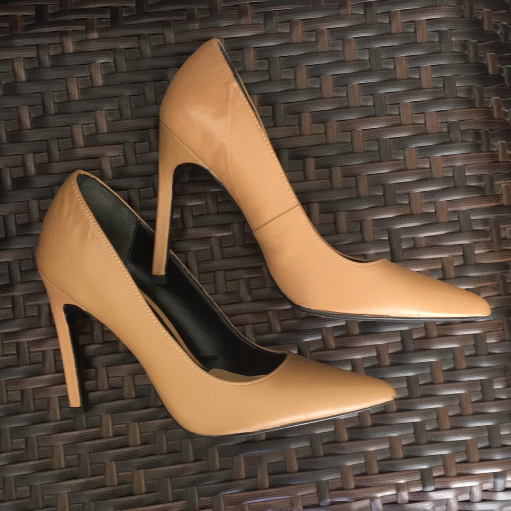 Mango pointy heels